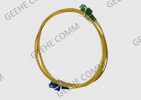 Κίτρινο APC Sc 100M στο διπλό σκοινί μπαλωμάτων ινών Sc UPC πολλαπλού τρόπου