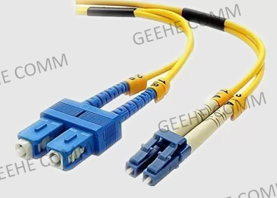 Ντούμπλεξ 1M LC μετωπών Zipcord στο ενιαίο καλώδιο μπαλωμάτων ινών τρόπου Sc